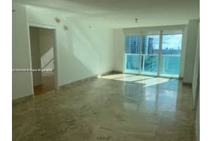 31 SE 5th St APT 2504, Miami, FL 33131, Sold 06/01/24