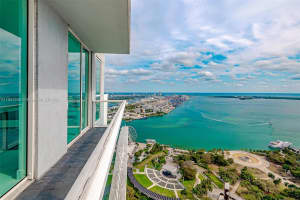 244 Biscayne Blvd Uph-4907, Miami