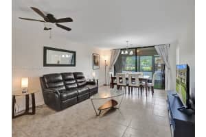 7380 NW 1st St APT 103, Plantation, FL 33317, Sold 05/23/24