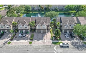 5460 NW 90th Ave, Sunrise, FL 33351, Sold 07/25/24