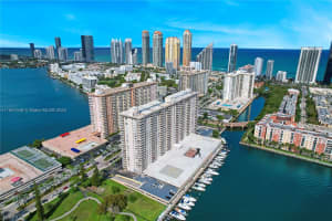 250 174th St APT 1919, Sunny Isles Beach, FL 33160, Sold 08/02/24