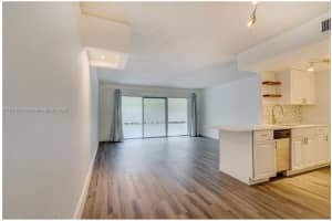 9371 Fontainebleau Blvd APT I104, Miami, FL 33172, Sold 05/03/24