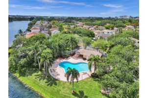 11715 NW 12th St, Pembroke Pines, FL 33026, Sold 05/15/24