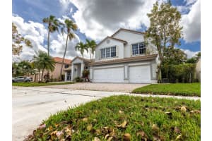 19402 NW 11th St, Pembroke Pines, FL 33029, Sold 08/26/24