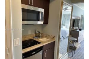 455 Grand Bay Dr # 718, Key Biscayne, FL 33149, Sold 05/28/24
