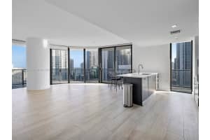 45 SW 9th St Apt 2203, Miami, FL 33130, Sold 06/21/24