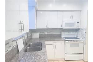 621 E Melrose Cir, Fort Lauderdale, FL 33312, Sold 04/19/24