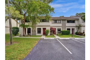 3062 S Oakland Forest Dr APT 209, Oakland Park, FL 33309, Sold 05/01/24
