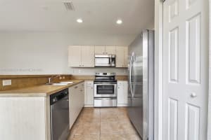 1885 SE 14 St, Homestead, FL 33035, Sold 07/22/24