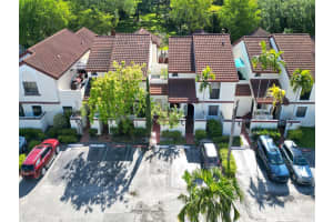 337 Ives Dairy Rd #337-04, Miami, FL 33179, Sold 07/05/24