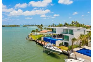 1133 Belle Meade Island Dr, Miami
