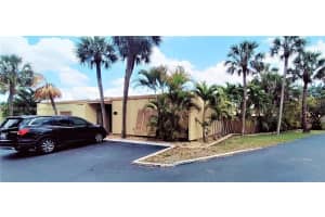 Crown Gate Dr, Miami Lakes, FL 33014, Sold 06/03/24