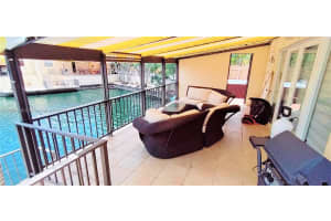 Crown Gate Dr, Miami Lakes, FL 33014, Sold 06/03/24