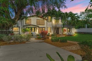 221 NE 9th St, Delray Beach, FL 33444, Sold 10/22/24