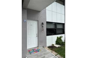 13351 SW 17th Ln Apt 3-2, Miami, FL 33175, Sold 04/22/24