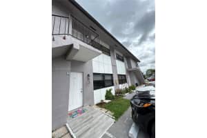 13351 SW 17th Ln Apt 3-2, Miami, FL 33175, Sold 04/22/24