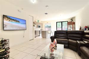 15802 NW 91st Ct, Miami Lakes, FL 33018, Sold 05/13/24