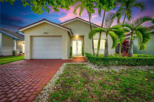 9541 SW 148th Pl, Miami, FL 33196, Sold 07/09/24