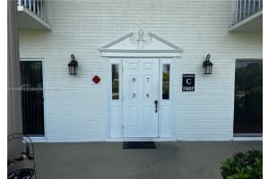 7007 New Post Rd APT 4, North Fort Myers, FL 33917, Sold 04/25/25