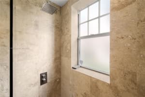 752 Meridian Ave APT 19, Miami Beach, FL 33139, Sold 09/30/24