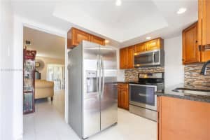 312 NE 17th Ave APT 202, Boynton Beach, FL 33435, Sold 05/06/24