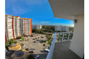 1301 Ne Miami Gardens Dr 1115w North Miami Beach, FL 33179 - Off Market