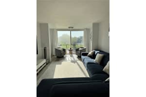 7840 NW 50th St APT 205, Lauderhill, FL 33351, Sold 07/22/24