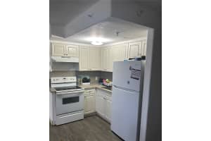 16450 NW 2nd Ave APT 212, Miami, FL 33169, Sold 05/17/24