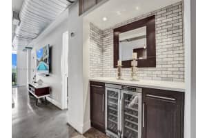 155 Isle of Venice Dr APT 504, Fort Lauderdale, FL 33301, Sold 05/15/24