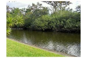 106 Royal Pk Dr APT 3D, Oakland Park, FL 33309, Sold 12/27/24