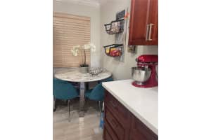 9240 NW 55th St, Sunrise, FL 33351, Sold 07/24/24