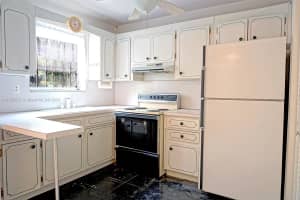 1825 Cleveland St APT 3, Hollywood, FL 33020, Sold 09/20/24