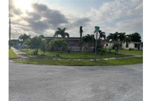 14621 SW 106th Ave, Miami, FL 33176, Sold 05/22/25