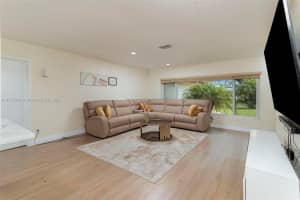 401 SW 55th Terrace, Plantation, FL 33317, Sold 09/16/24