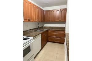 4660 NW 79th Ave APT 1C, Doral, FL 33166, Sold 12/20/24