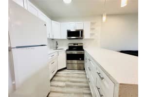 800 SW 11th Ave #7a, Hallandale Beach, FL 33009, Sold 05/22/24