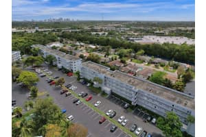 110 Royal Pk Dr #4f, Oakland Park, FL 33309, Sold 01/06/25