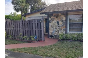224 Briarwood Cir # 1-10, Hollywood, FL 33024, Sold 06/25/24