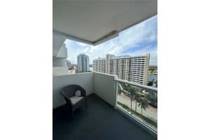 5601 Collins Ave APT 1219, Miami Beach, FL 33140, Sold 07/31/24