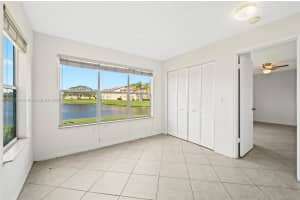 731 Vista Isles Dr APT 1517, Plantation, FL 33325, Sold 04/30/24