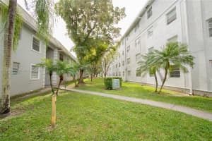 17255 SW 95th Ave APT 457, Palmetto Bay, FL 33157, Sold 09/12/24