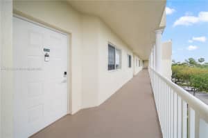 10710 NW 66th St APT 410, Doral, FL 33178, Sold 07/24/24