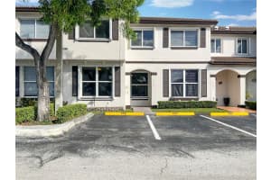 8525 SW 152nd Ave APT 279, Miami, FL 33193, Sold 05/15/24