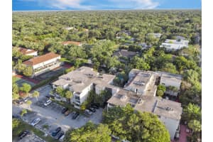 6904 N Kendall Dr APT F407, Pinecrest, FL 33156, Sold 05/23/24