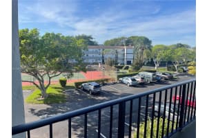 8340 Sands Point Blvd APT P305, Tamarac, FL 33321, Sold 09/26/24