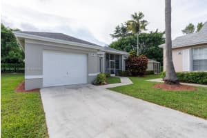 450 SE 20th Ln, Homestead, FL 33033, Sold 03/21/25