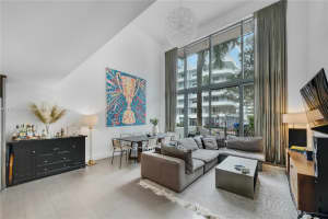 6000 Collins Ave APT 327, Miami Beach, FL 33140, Sold 05/17/24