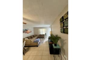 4364 Nw 9th Ave 15-1a, Deerfield Beach
