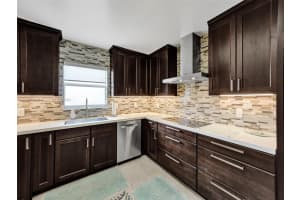 207 Cape Cod Cir, Lake Worth