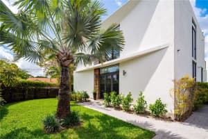 8540 Arboretum Ln, Miami, FL 33138, Sold 05/17/24